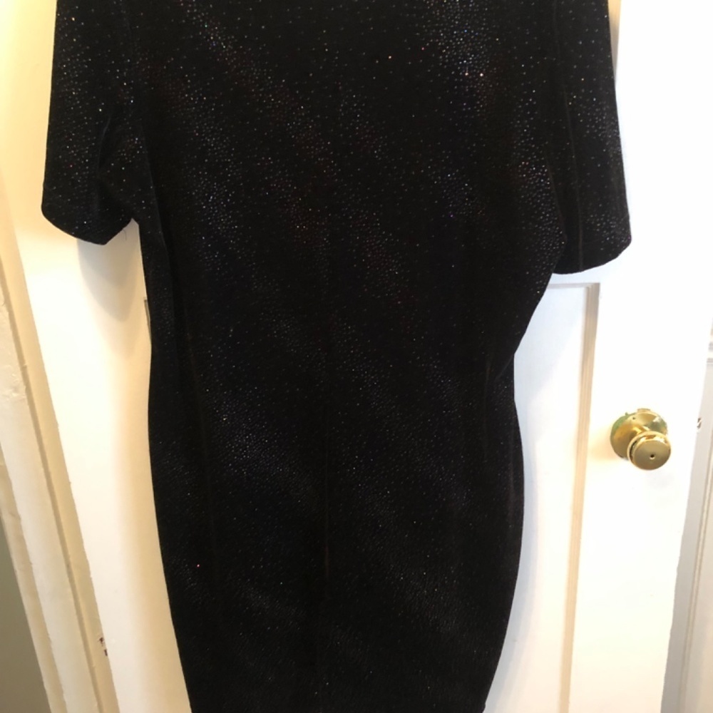 Truly classic basic xl dress, round neck, sparkles, slit, short sleeves - Picture 3 of 7